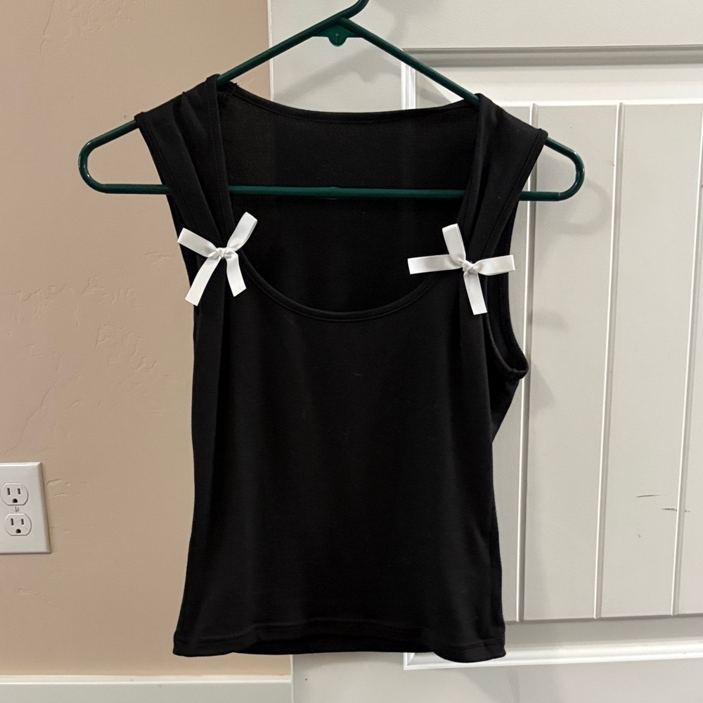 Black Sleeveless Tank Top with White Bow Accents